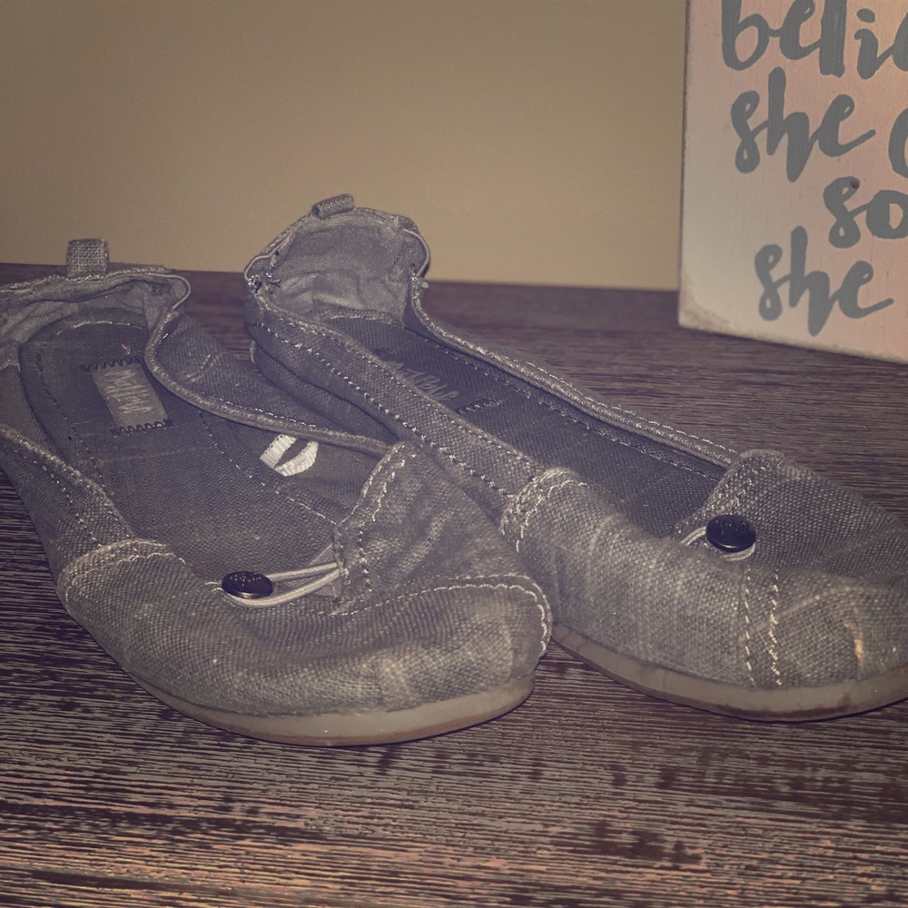 **5 for $15**  Malibu Grey Flats